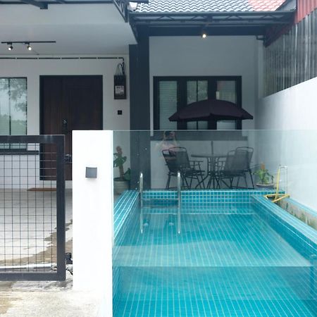 Zen Retreat Glass Pool Villa Taiping Exteriör bild